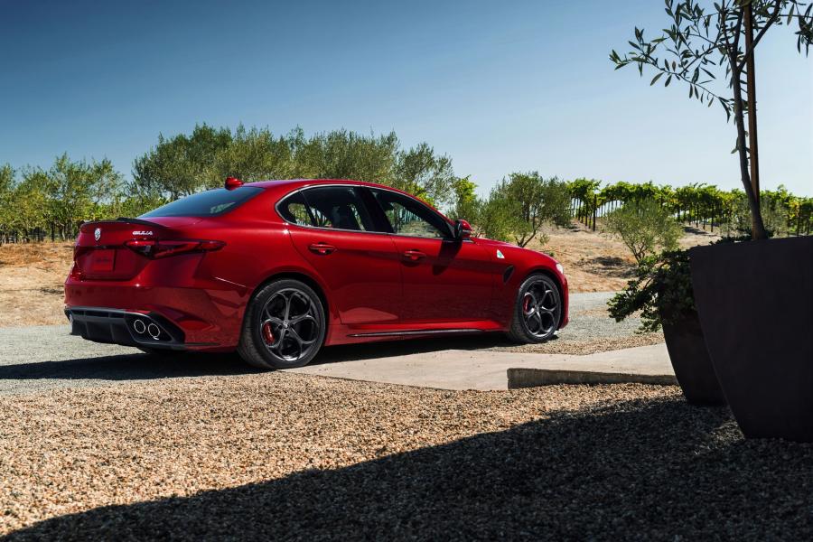  Alfa Romeo Giulia Quadrifoglio (952) 2016 года  (NA) (фото 84 из 86)